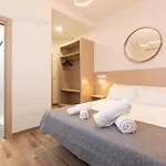 Suncanarias Adeje Plaza Hotel *
