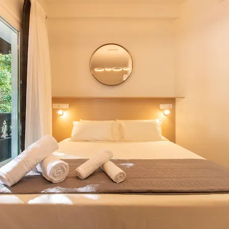 Hotel Suncanarias Adeje Plaza *