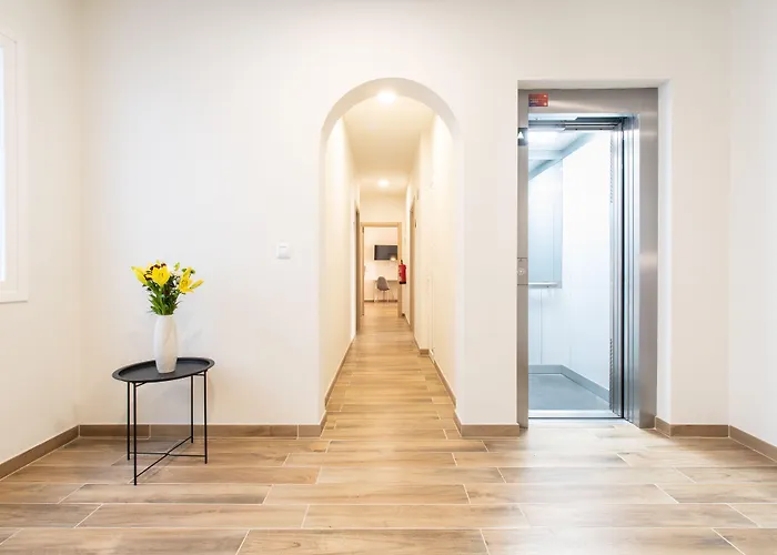 Suncanarias Adeje Plaza Hotell *