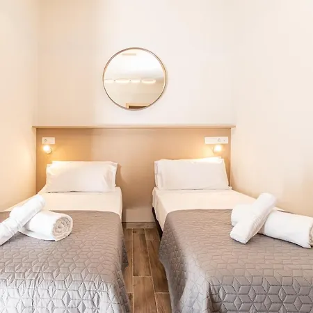 Hotell Suncanarias Adeje Plaza *