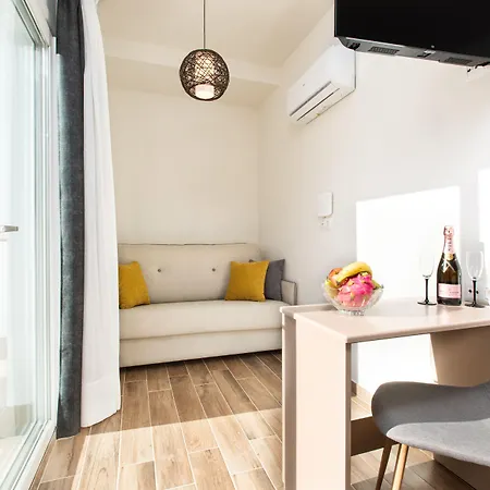 Hotel Suncanarias Adeje Plaza