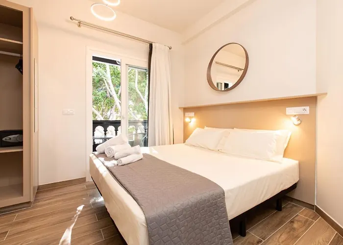 Suncanarias Adeje Plaza 阿德耶