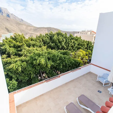 Suncanarias Adeje Plaza Hotel *